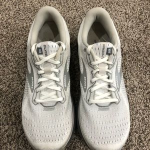 Brooks Glycerin 18